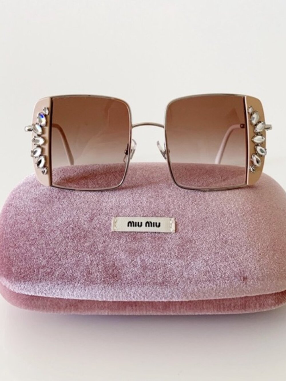 🕶✨✨👓 MIU MIU Sunglasses, New